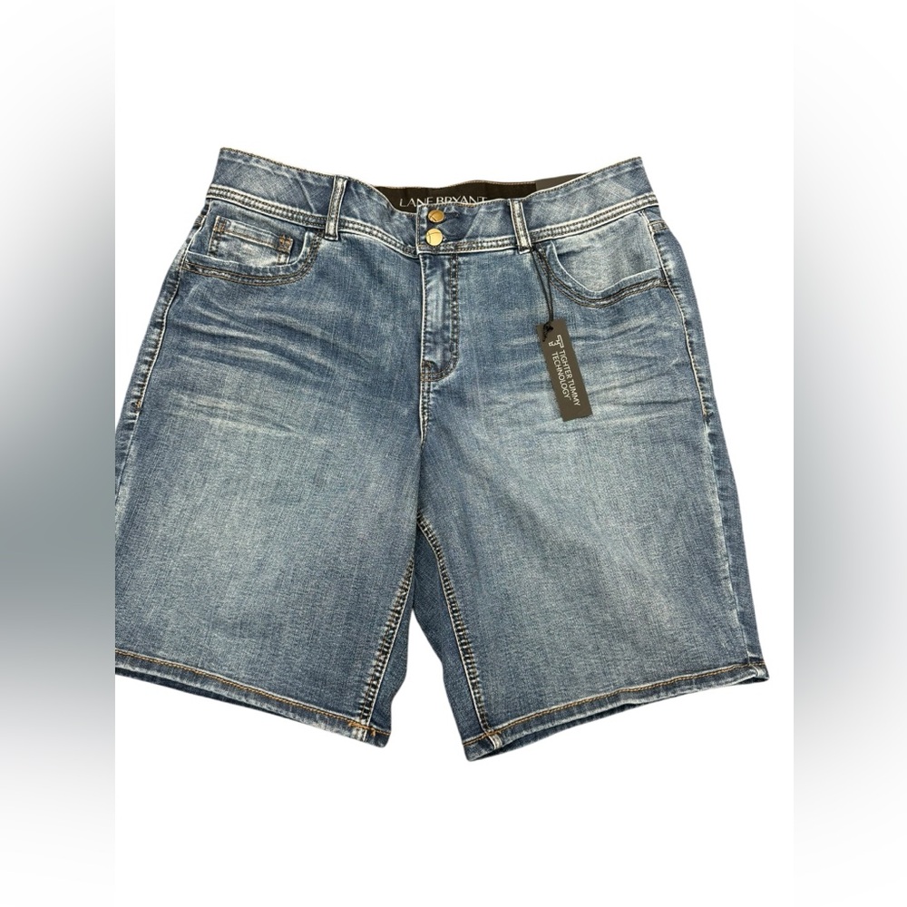 Lane Bryant Bermuda Tighter Tummy Technology Jean Shorts NWT Size 18